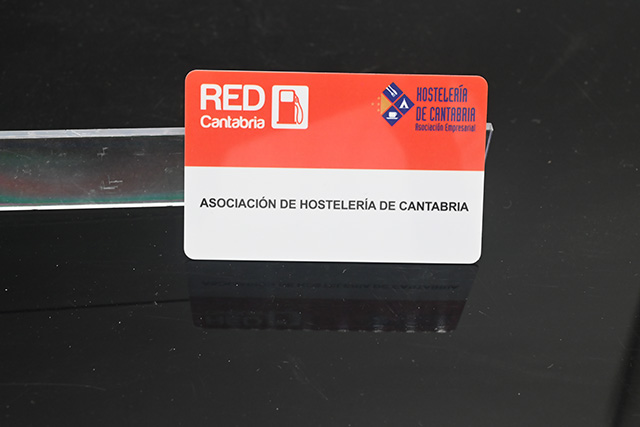 卡立方光面卡制作廠家?? 直營(yíng)直銷的廠家 卡立方光面卡制作廠家?? 直營(yíng)直銷的廠家