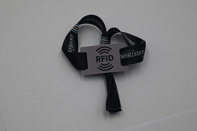 非接觸式智能卡HXD-ID-S讀卡器成功應用于銀行電子回單柜系統 非接觸式智能卡HXD-ID-S讀卡器成功應用于銀行電子回單柜系統